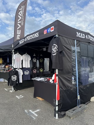 MAD 4 PISTONS
