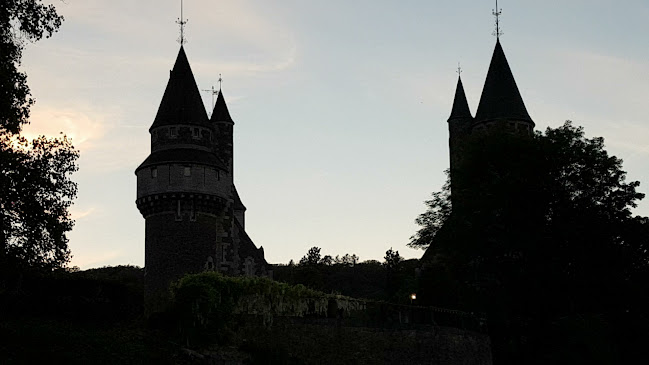 Parkeerplaats Château Faulx les Tombes