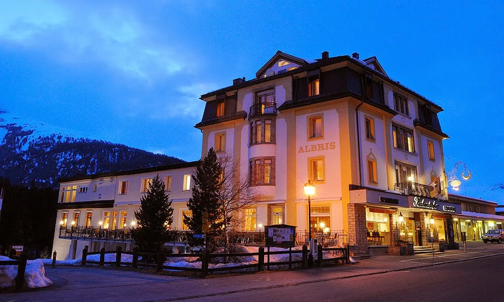 Hotel Albris und Restaurant Kochendörfer