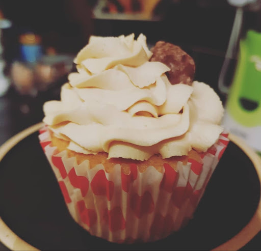 B's Bakes - Visual