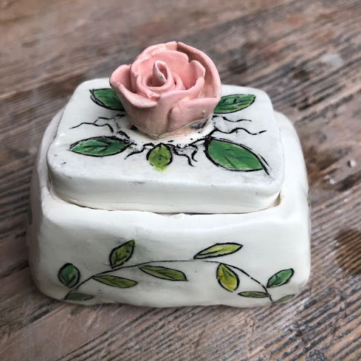 Corner Pottery Workshop - Visual