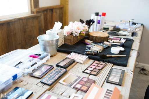 HD Hair and Makeup - Thumbnail