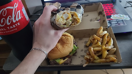 Photo 6 - Smash & Burger