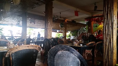 Photos of Beach Road Hotel
