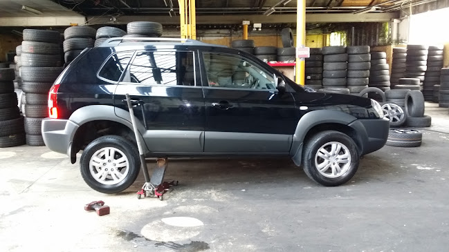 Reviews of Frankies Tyres in Warrington - Tire shop
