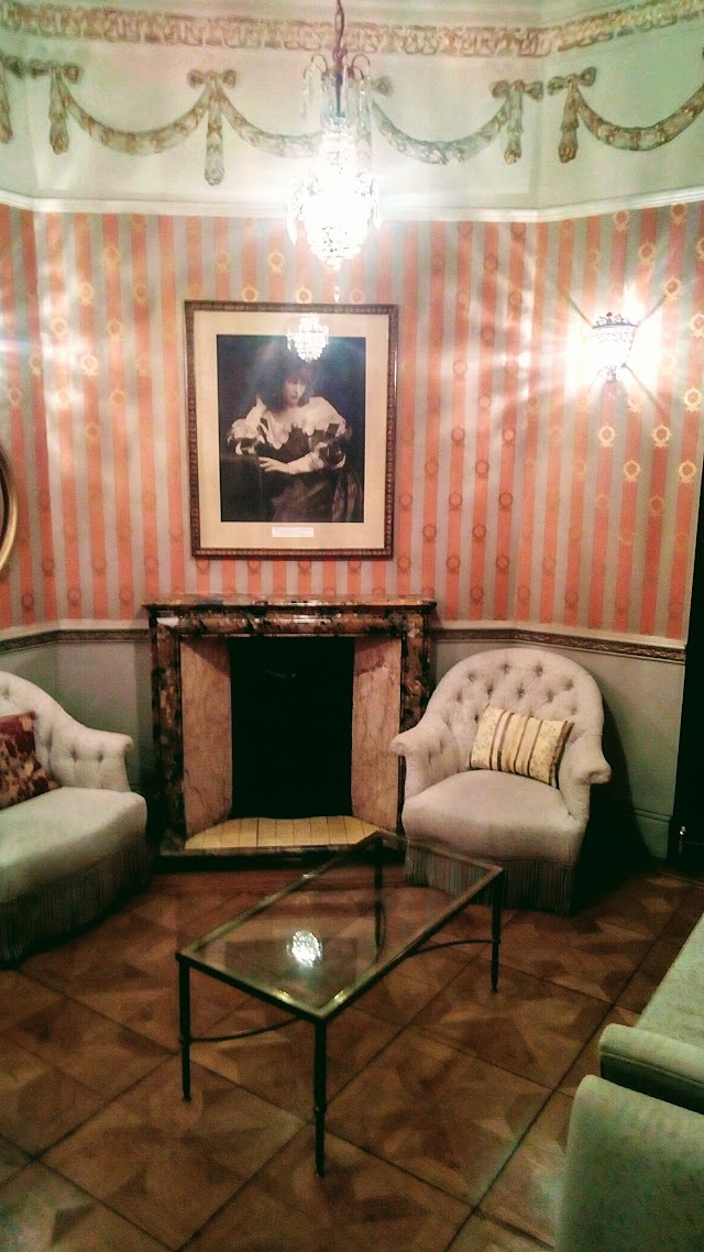 Novello Theatre
