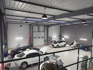 Photo n°5 de ZeCarrossery Couffé - Couffé Auto à Couffé (Vendeur de voitures d'occasion)