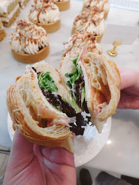 The Lost Lamb by null