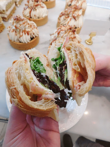 The Lost Lamb by null