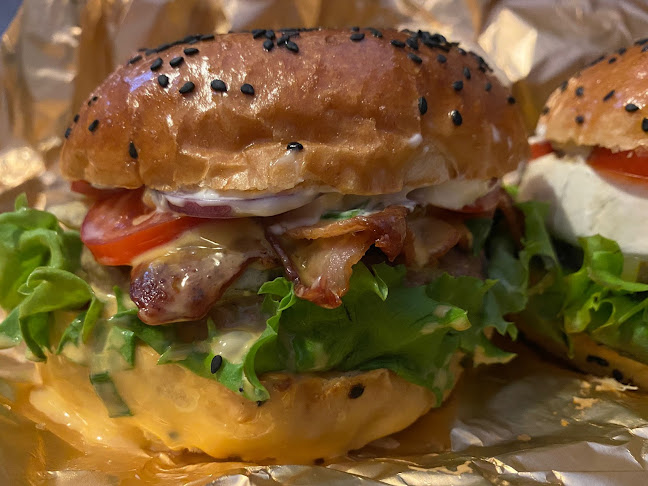 Godziny otwarcia House Burger