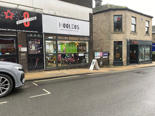 Hooleos - Visual