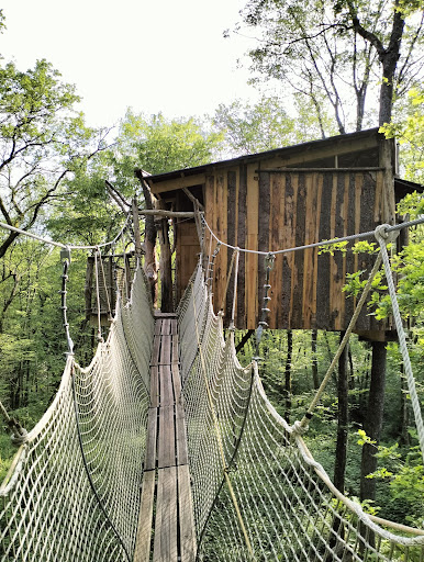 Photo de Cabanes du Bois Clair à Fraisans (39700)