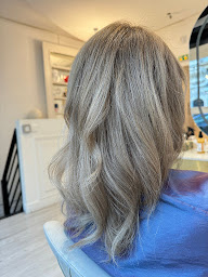 Photo n°26 de KEXINA SALON à Paris (Salon de coiffure)