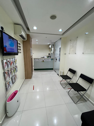 Q & M Dental Surgery (Bukit Timah) (Beauty World Mrt Exit B)