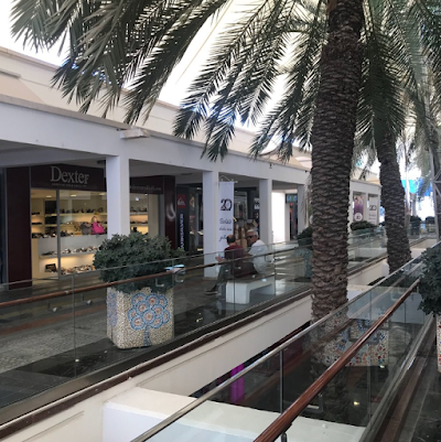 Oasis Shopping Center