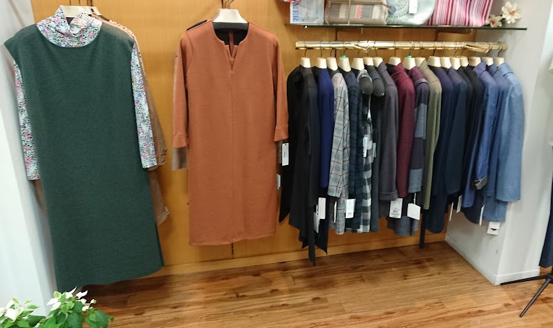 モードタウン (マルマン洋装店・中町店)