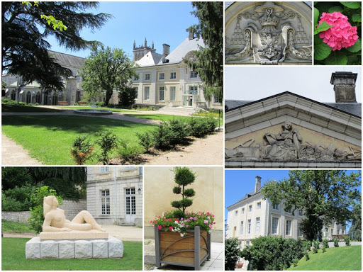 Municipal Library De Belley