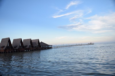 Photos of Cirebon Waterland Ade Irma Suryani