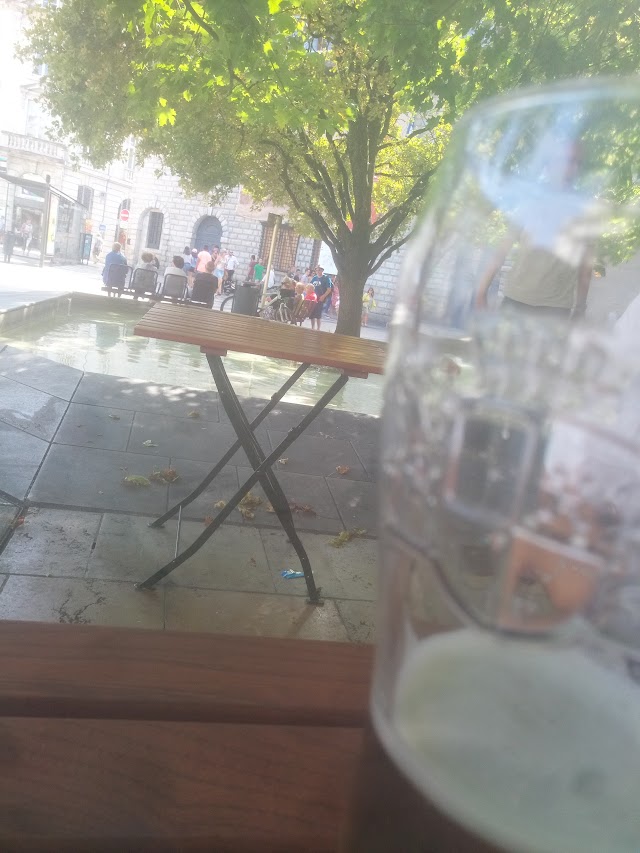 Lutinam Café