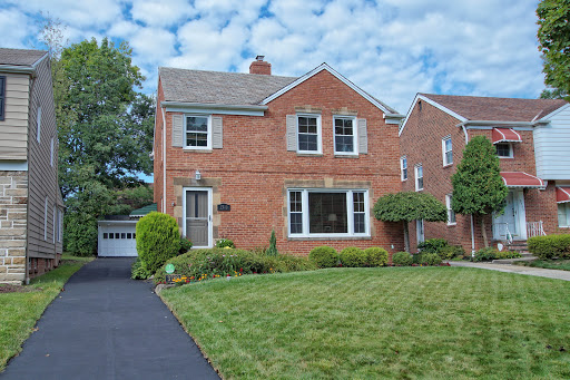 Joseph Gentile Real Estate Services Logo