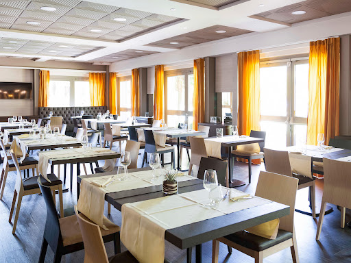 N Restaurant