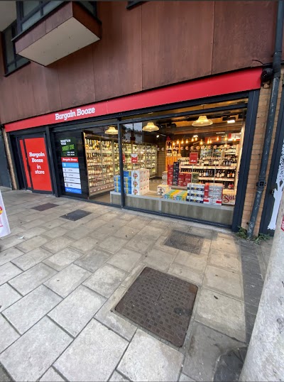 Costcutter Featuring Bargain Booze