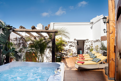 Aparta-Suite El Charco - Thumbnail