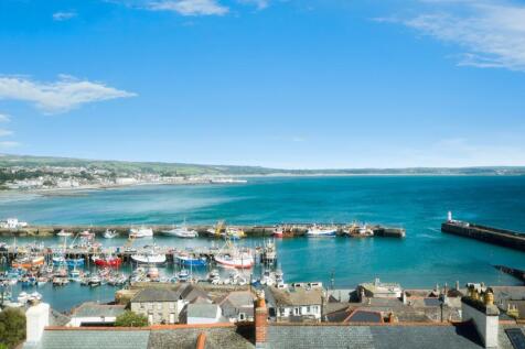 Azra Harte Skincare and Waxing Specialist