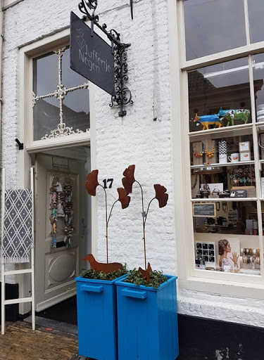 Juffertje Negen