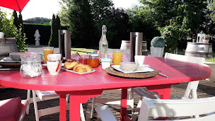 Photo n°14 de Maison d'hôtes au Château de la Villeneuve à Saint-Marcel (Chambre d'hôtes)