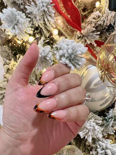 KING OF NAILS LLC