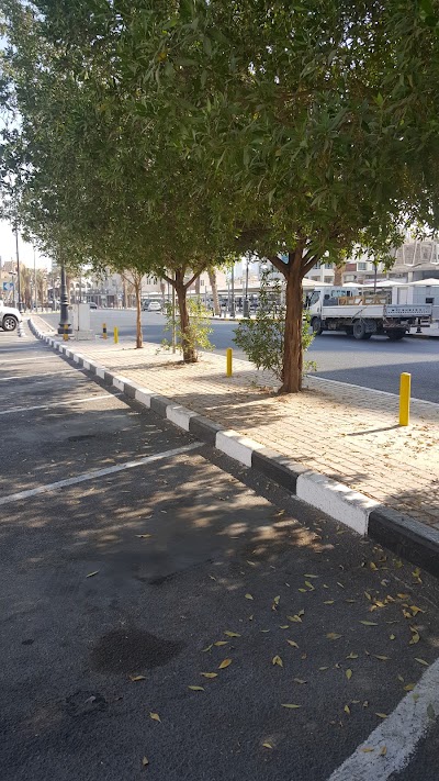 Photos of موقف سيارات سوق المباركية