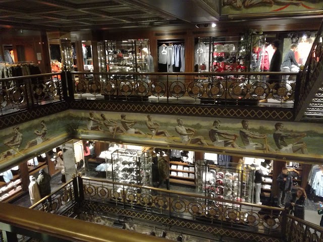 Abercrombie & Fitch