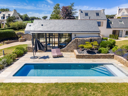 Photo de Piscine & Spa 29 / l'esprit piscine à Plonévez-du-Faou (29530)