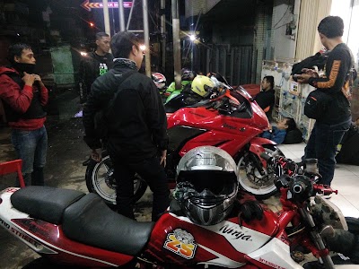 Photos of Indomaret (Gombong 1)