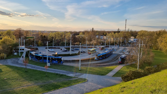 Parking Park & Ride "Pętla Wzgórze Oporowskie"