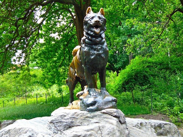 Balto Statue