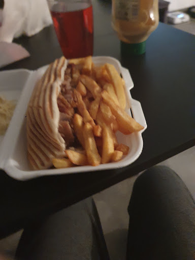 Photo 1 - Burger & Co Hirel