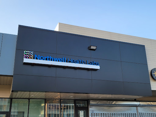 Northwell Health Labs at Great Neck - Thumbnail