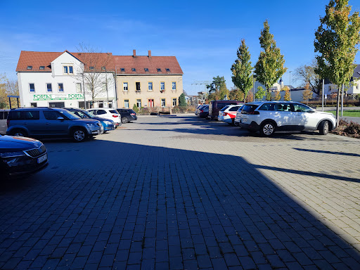 Parkplatz der ZeitWerkstadt und für den Park - Thumbnail
