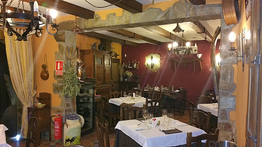 RESTAURANTE MESON EL YUGO