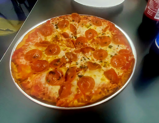Bulldog Pizza Edgewood - Thumbnail