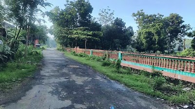Photos of Makam Mbraholo