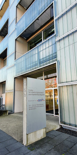 Uniklinik Freiburg - Institut für Infektionsprävention und Krankenhaushygiene - Thumbnail