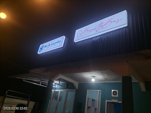 Resik laundry and beauty bar lashes and nail studio