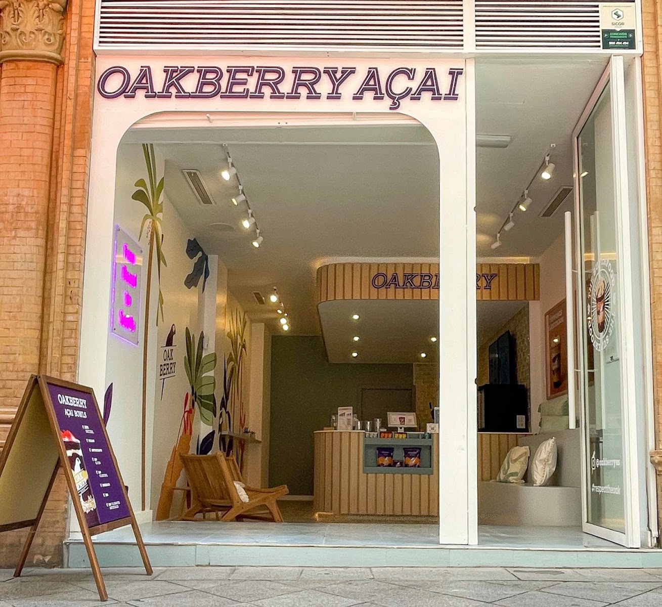 Oakberry — photo 1
