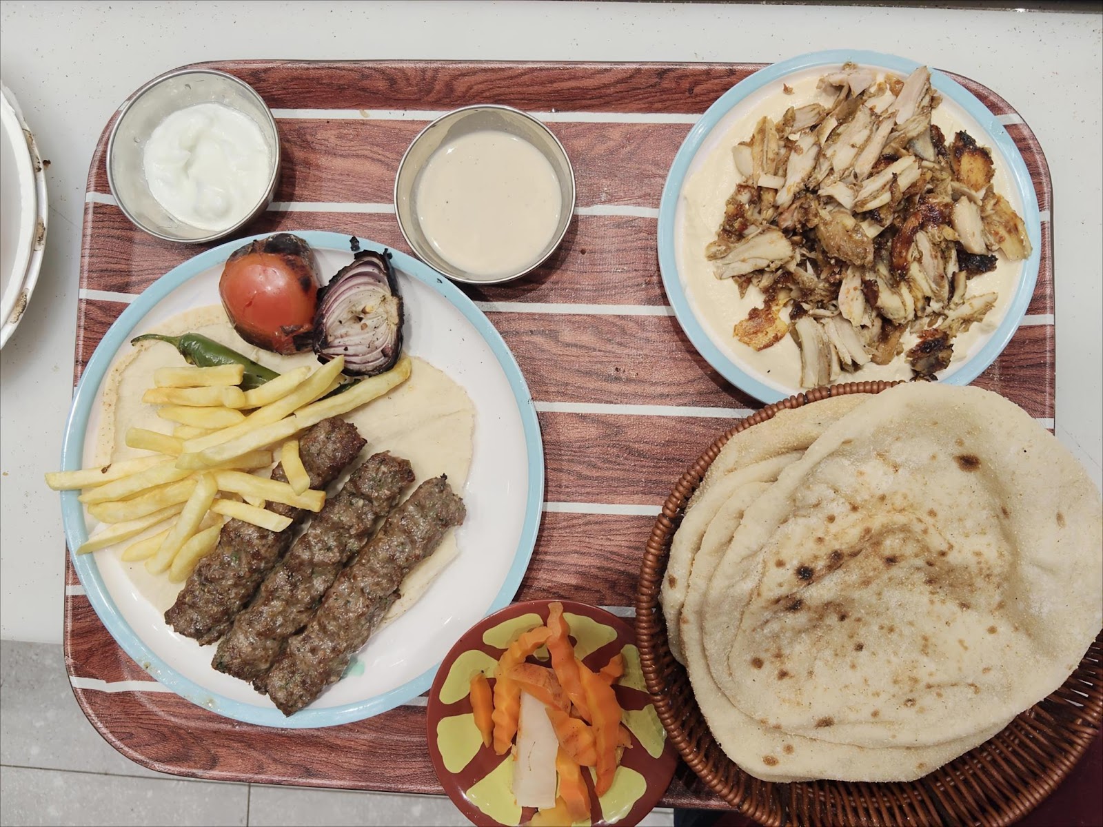 مطعم سندويشات الشعب - صورة 2