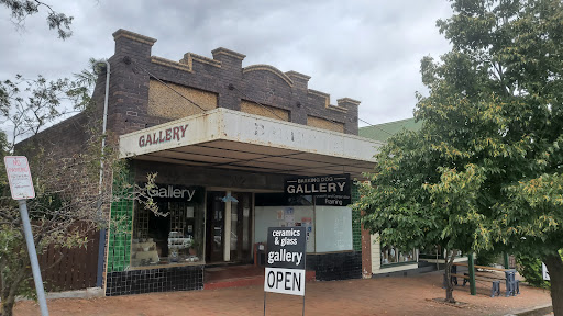 Barking Dog Gallery - Thumbnail