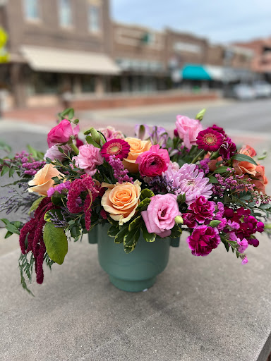 Flourish flowers & gifts - Thumbnail