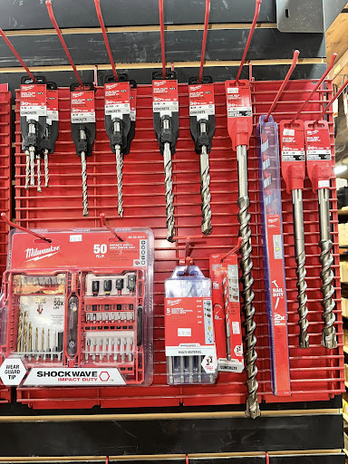 Breault's Discount Warehouse Gallery - Canada